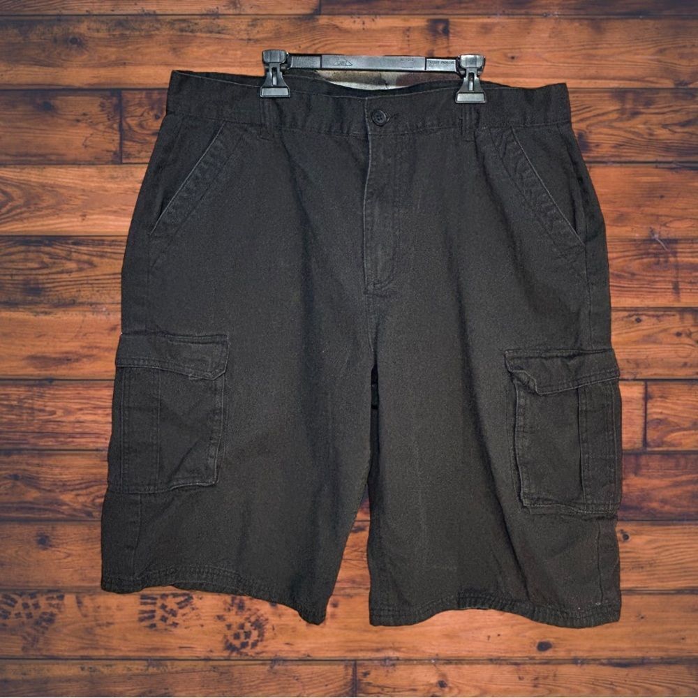 5 for $25🔥True Rock Black‎ Cargo Shorts Size 42